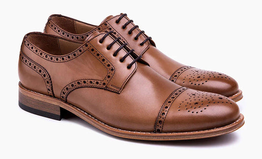 Tying Up Style: 5 Famous Lace-Up Shoe Brands and their Trending Models - SEPOL Shoes