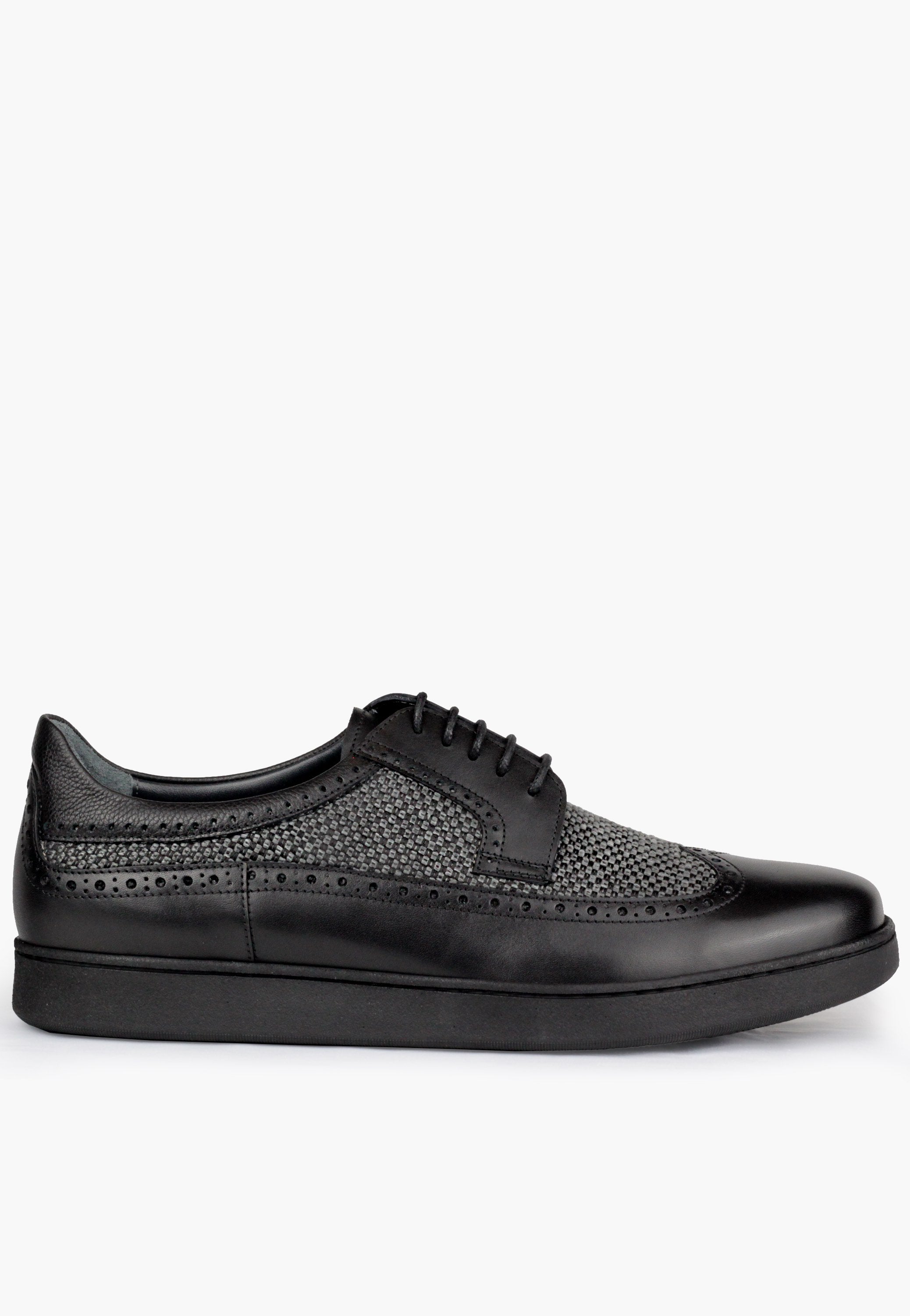 Camden Derby Black